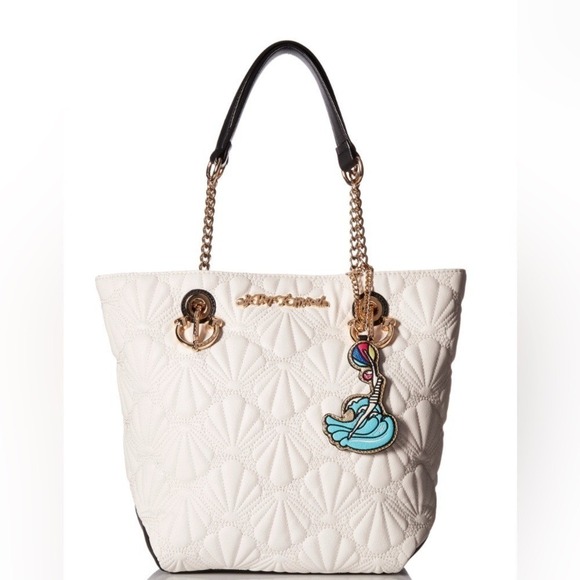 Betsey Johnson Handbags - Betsey Johnson Shell Quilted White Tote Bag Charm Coastal Mermaidcore